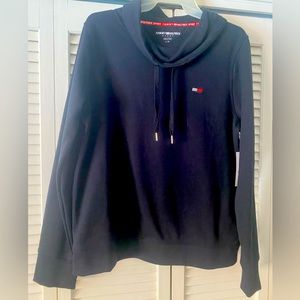 Tommy Hilfiger hoodie size large New with tags perfect condition never worn